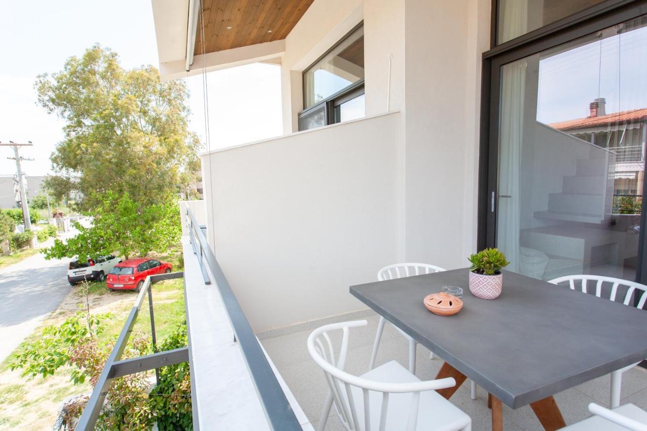 Aella Apartments Никити Экстерьер фото