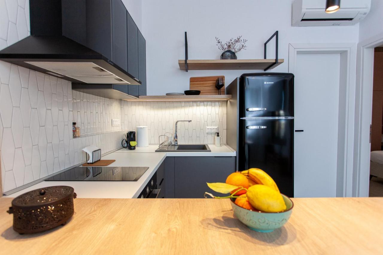 Aella Apartments Никити Экстерьер фото